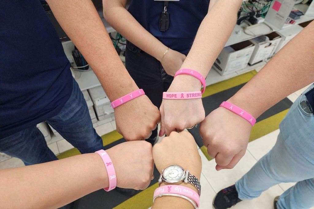 Enlaces de redes sociales Check Cashing USA